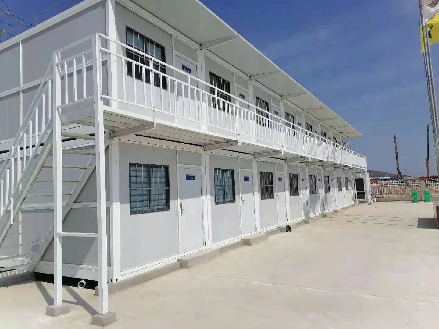 Foldable house